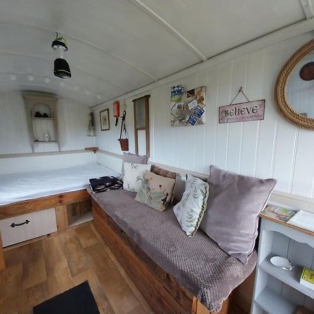 Meadowbeck - Shepherd Huts Fylingdales Zewnętrze zdjęcie
