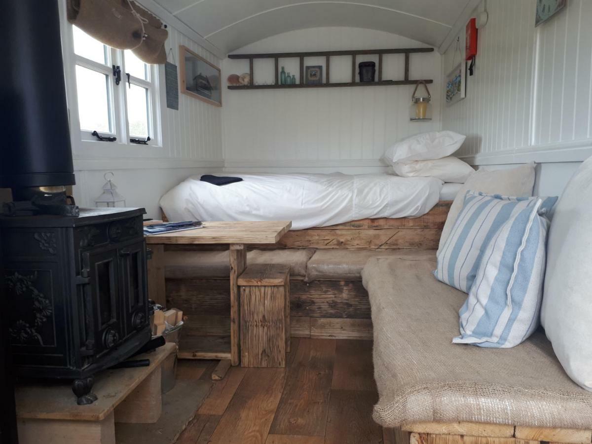 Meadowbeck - Shepherd Huts Fylingdales Zewnętrze zdjęcie